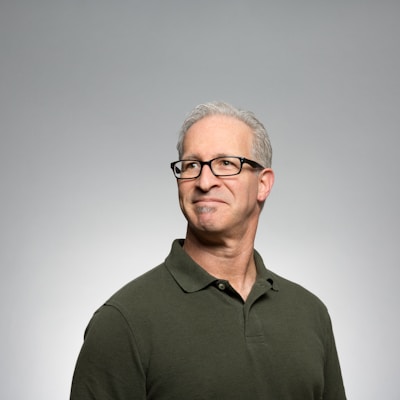 Sven F.